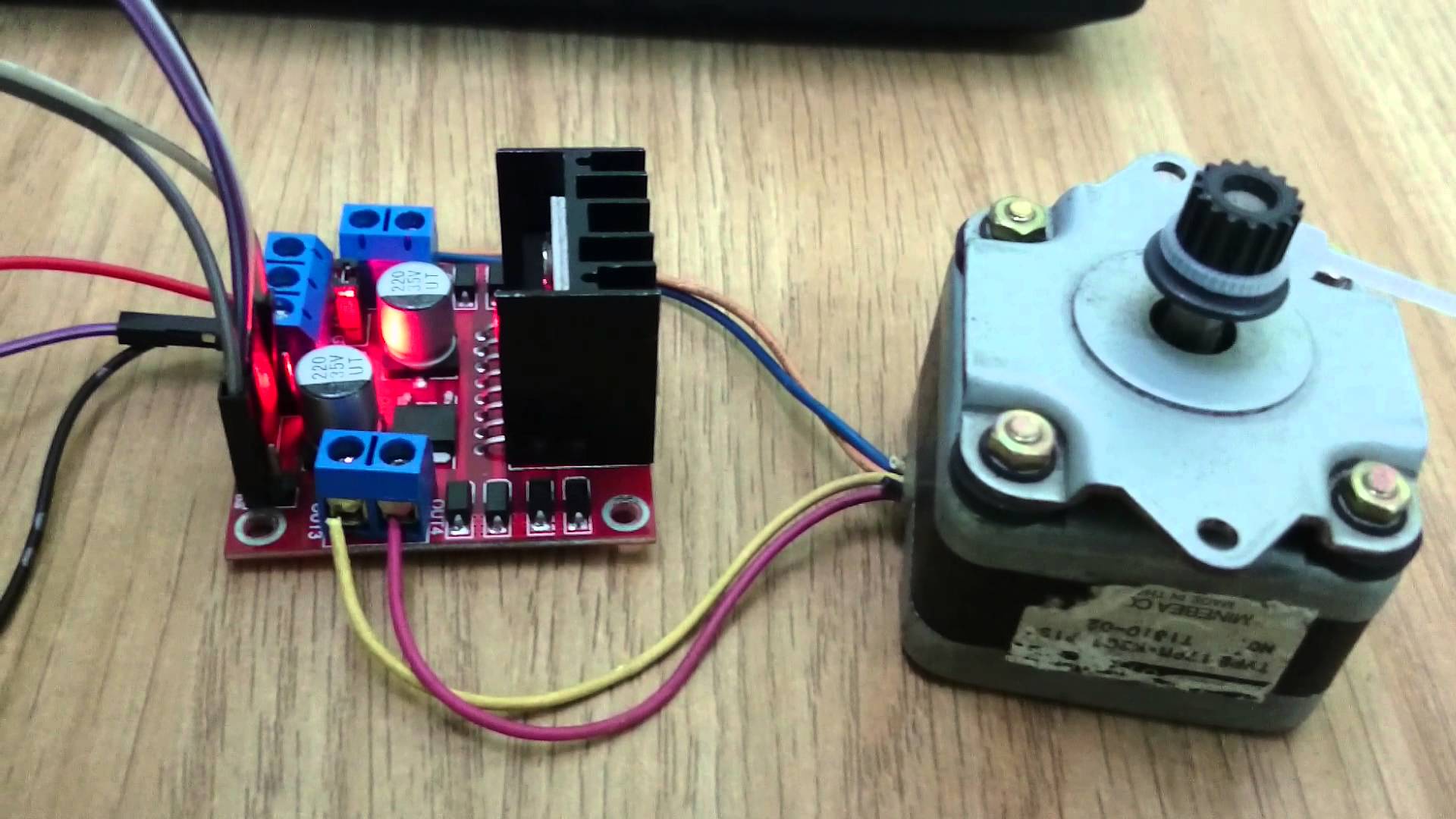 Tài liệu động cơ bước và mạch điều khiển động cơ bước